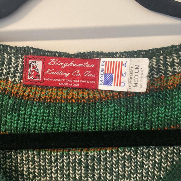 Vintage St Patrick’s Day Sweater Irish Clovers - Picture 2 of 5